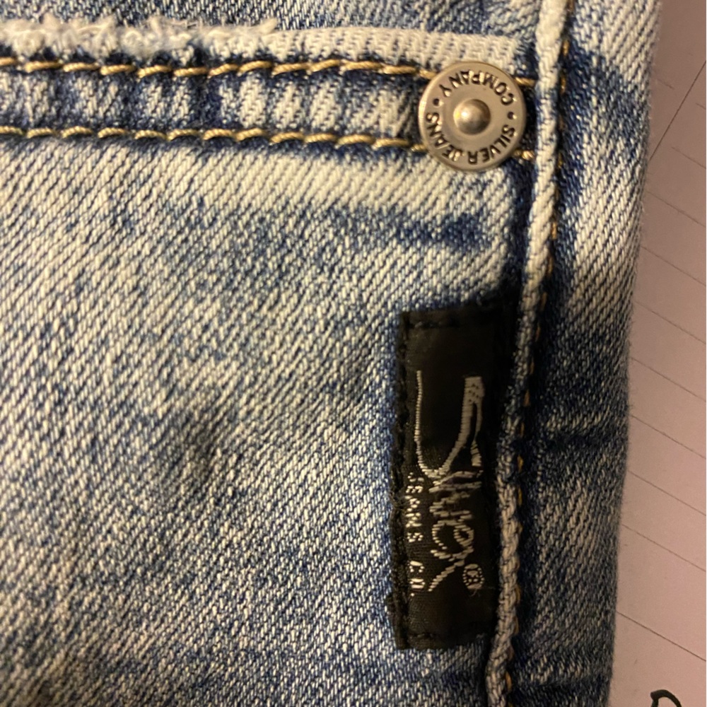 Silver Jeans Women’s Size 29 Jean Shorts - Picture 3 of 6